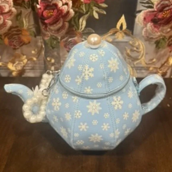 Dolls Kill Blue Snowflake Teapot Shoulder Bag - Picture 4 of 8
